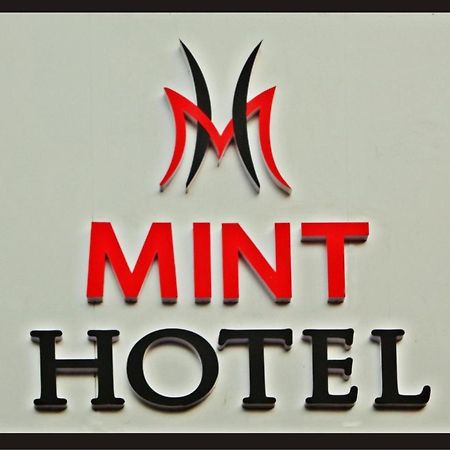 Mint Hotel Chandīgarh Dış mekan fotoğraf