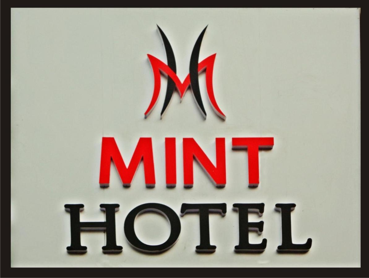 Mint Hotel Chandīgarh Dış mekan fotoğraf