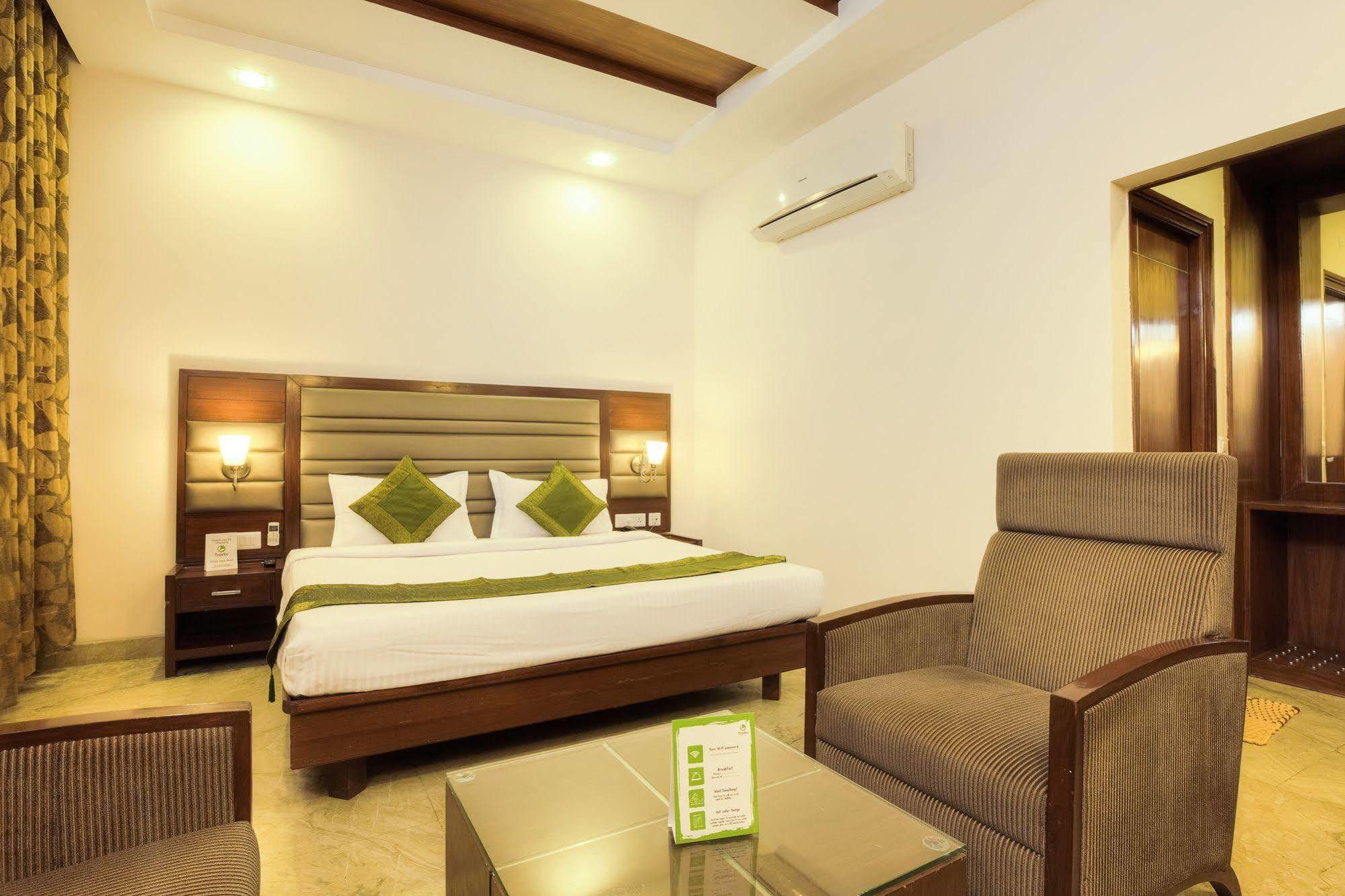 Mint Hotel Chandīgarh Dış mekan fotoğraf