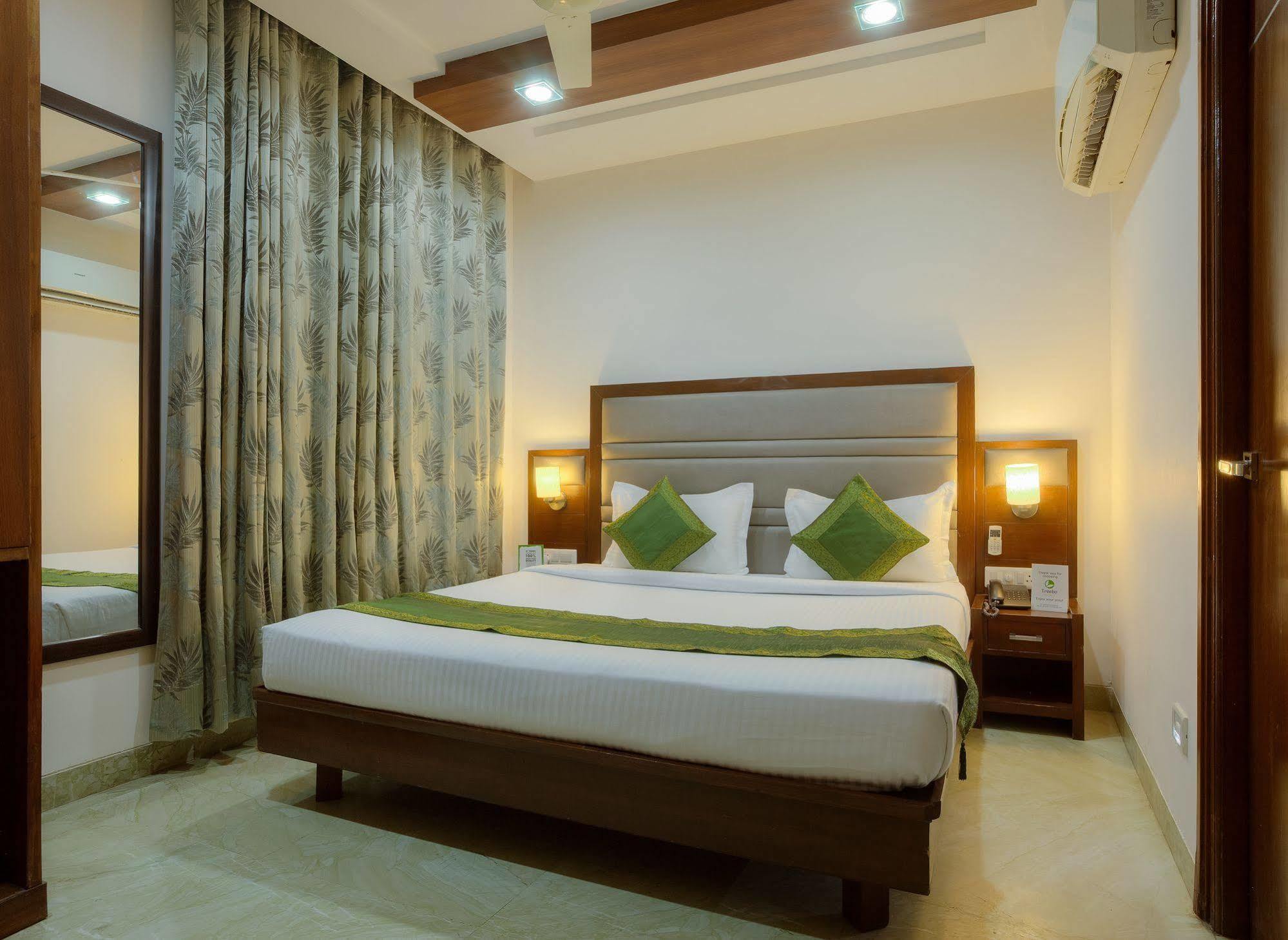 Mint Hotel Chandīgarh Dış mekan fotoğraf